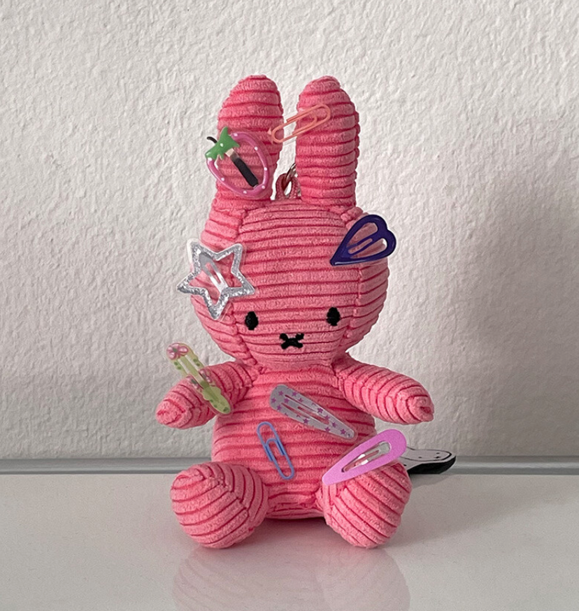 bitbybit: Hairclip Sticker