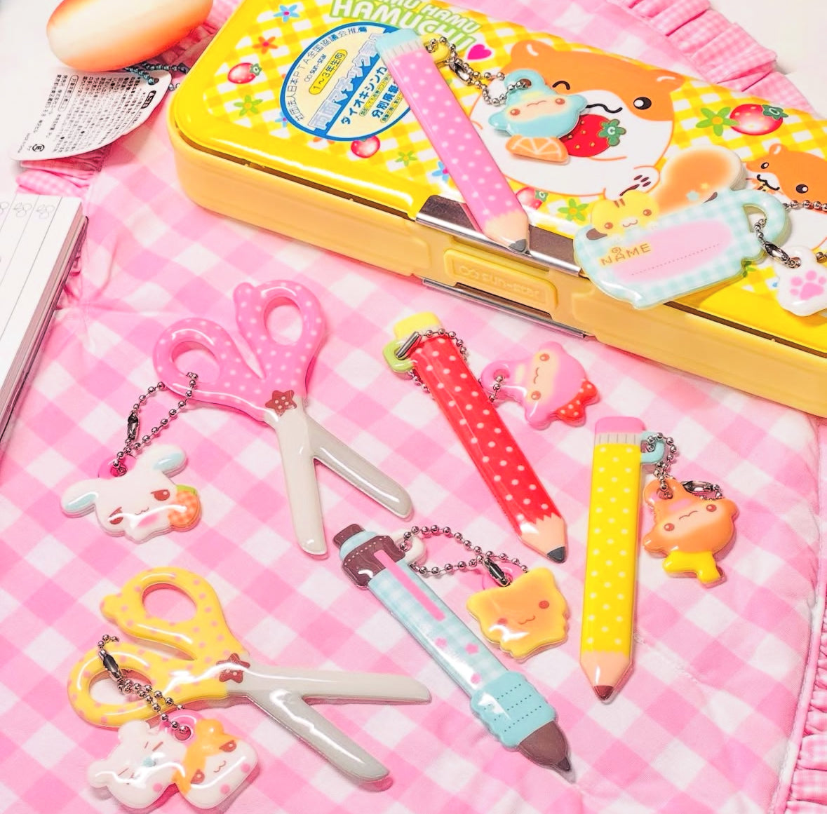 3eotty: puffy keychains